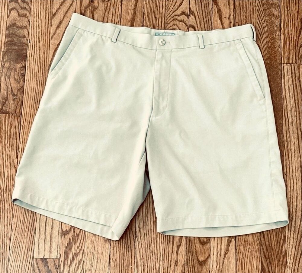 Peter Millar Crown Light Tan Flat Front Performance Shorts. Size 36.